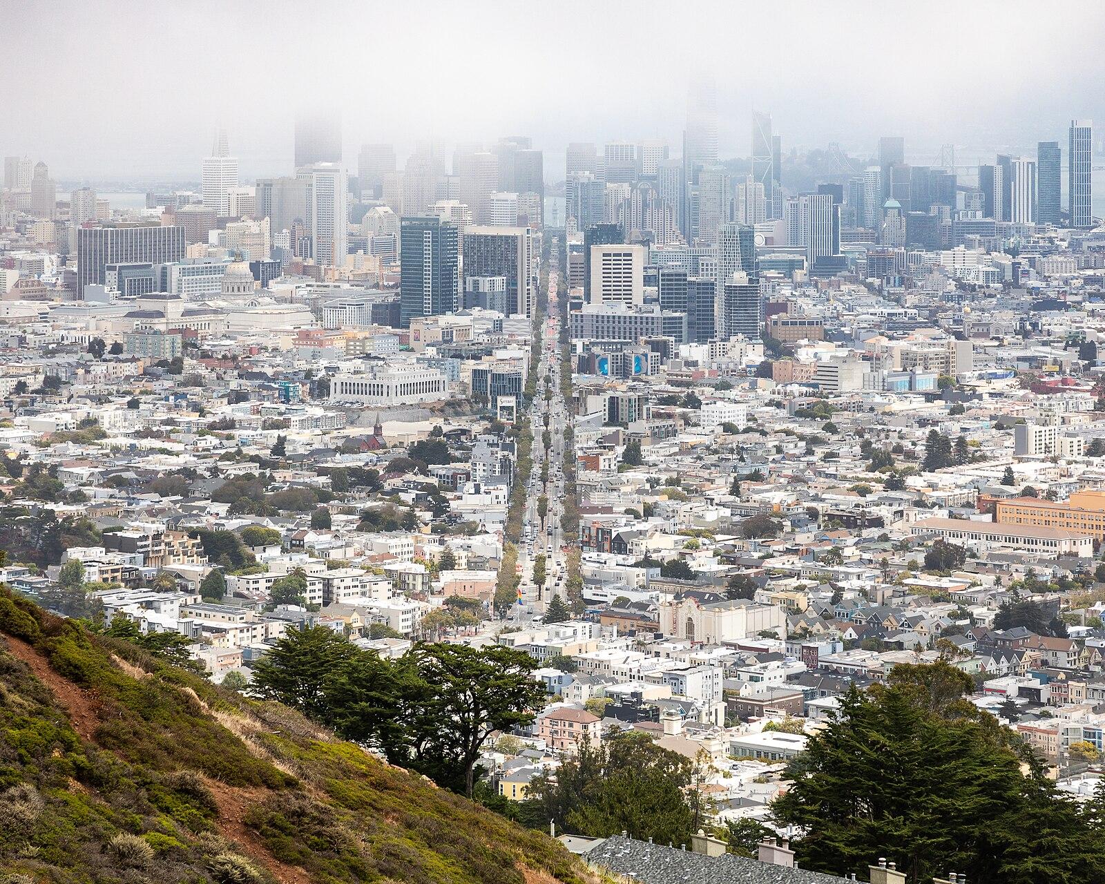 San Francisco (CA, USA), Twin Peaks, Blick auf Downtown 2022 3050